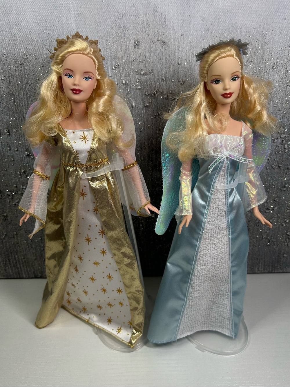 2005/2006 Holiday Angel Barbie